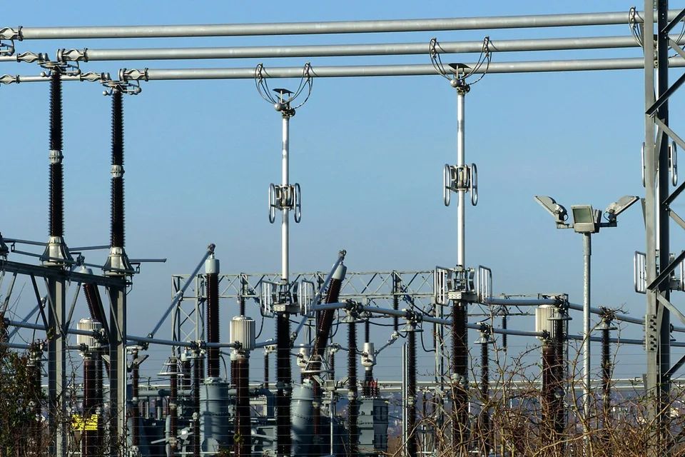 High-voltage electrical equipment at Stoke Bardolph 400 kV substation