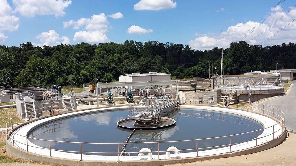 Circular primary clarifier at Siloam Springs Wastewater Treatment Plant, Arkansas